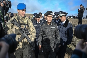 وفد عسكري ليبي يفحص حطام طائرة الحداد في أنقرة