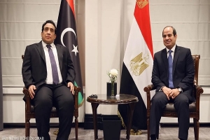 خلال لقاء جمعة بالمنفي: السيسي يؤكد دعم مصر لليبيا