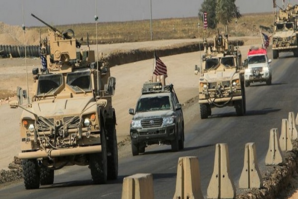 الجيش الأمريكي يدخل شاحنات محملة بالأسلحة إلى قواعده بريف الحسكة
