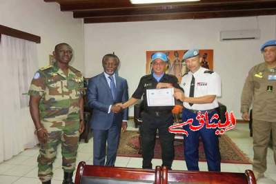 بفضل عمله البطولي:تكريم ضابط تونسي في افريقيا الوسطى
