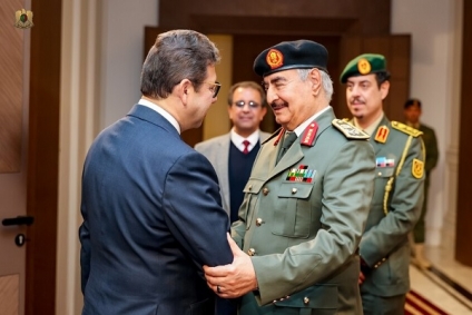 ما السر زيارة رئيس المخابرات المصرية إلى المشير حفتر في بنغازي؟ 