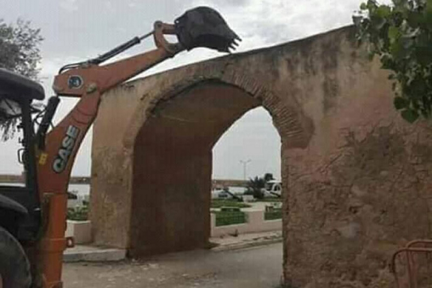 بنزرت: على اثر هدم قوس "القشلة" بلدية غار الملح توضّح