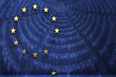 أول قمة للأروييين دون بريطانيا