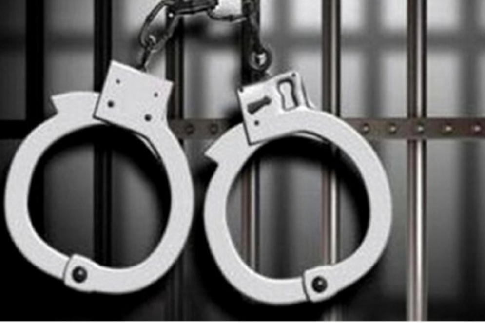 من بينهم فتاة.. الاحتفاظ بأربعة أشخاص مورطين في قتل شاب