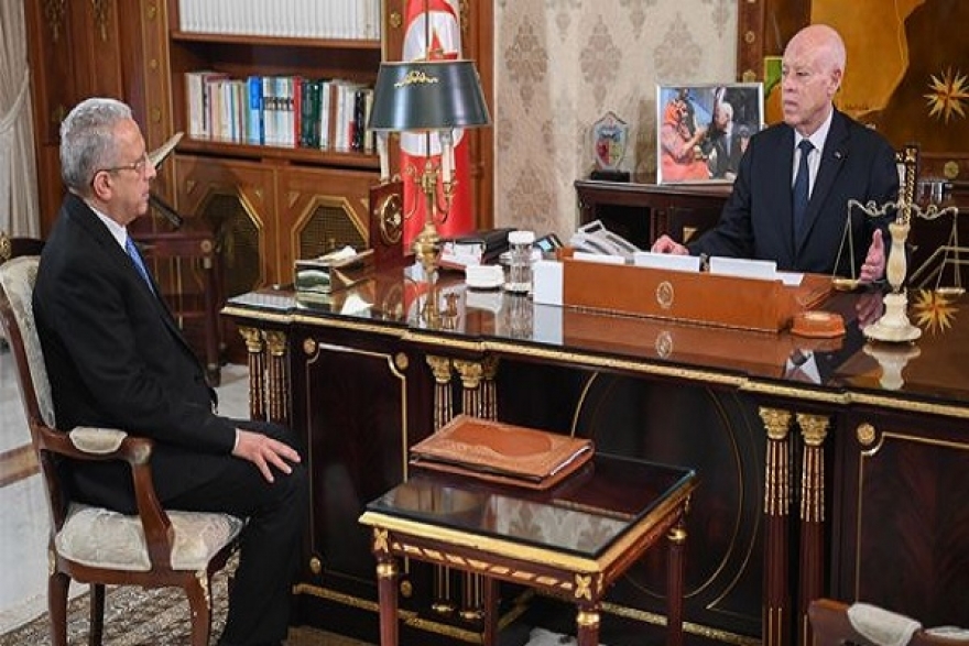 رئيس الجمهورية يدعو إلى تسريع سنّ إطار قانوني جديد يضمن حقوق الأطباء وأعوان القطاع الصحي