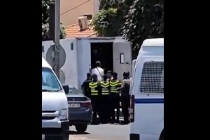 الأمن الأردني يعتقل العشرات من مناصري غزة (فيديو)