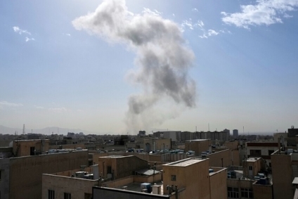 وزير الدفاع الصـ.ـهيوني: بدأنا هجوما استباقيا على إيران