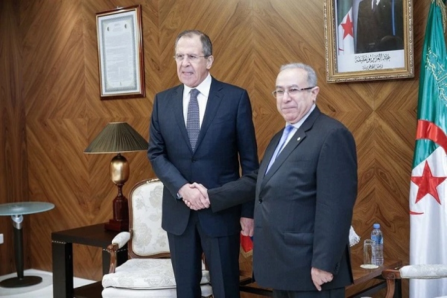 في زيارة غير معلنة: وزير الخارجية الروسي يصل الجزائر