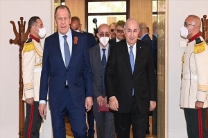 لافروف: موسكو تعمل على وثائق زيارة الرئيس الجزائري إلى روسيا