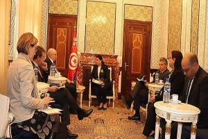 وزيرة المالية تلتقي سفير الاتحاد الأوروبي بتونس