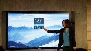 مايكروسوفت تؤجل من جديد إطلاق حواسب ويندوز 10 العملاقة Surface Hub