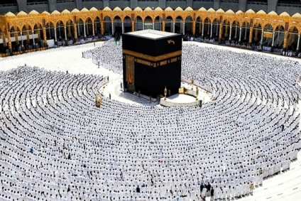 مؤسسة فداء تتكفل بـ21 فردا من أولي الحق من الشهداء لأداء الحج