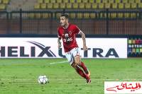 مدرب الأهلي المصري يعنف اللاعب التونسي علي معلول