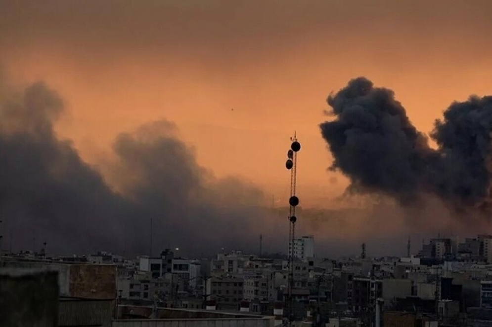 عقيد روسي متقاعد يطرح ثلاثة سيناريوهات غربية لنهاية الحرب ضد إيران!