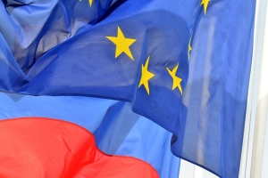 تستهدف قادة عسكريين: الاتحاد الأوروبي يسلط حزمة عقوبات جديدة على روسيا