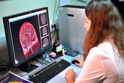 دراسة: ارتفاع مقلق في صعوبات الذاكرة والتركيز بين البالغين