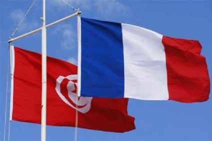 تونس وفرنسا توقّعان مذكرة تفاهم في قطاع الطيران