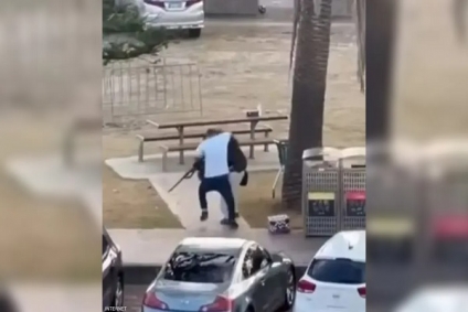 سوري الأصل.. من هو أحمد الأحمد الذي تصدى لمنفذي هجوم سيدني