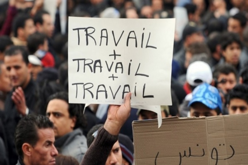 مُعطلة عن العمل: سنعود للاحتجاج في حال لم يتم اصدار الأوامر الترتيبية المتعلقة بانتداب خريجي التعليم العالي