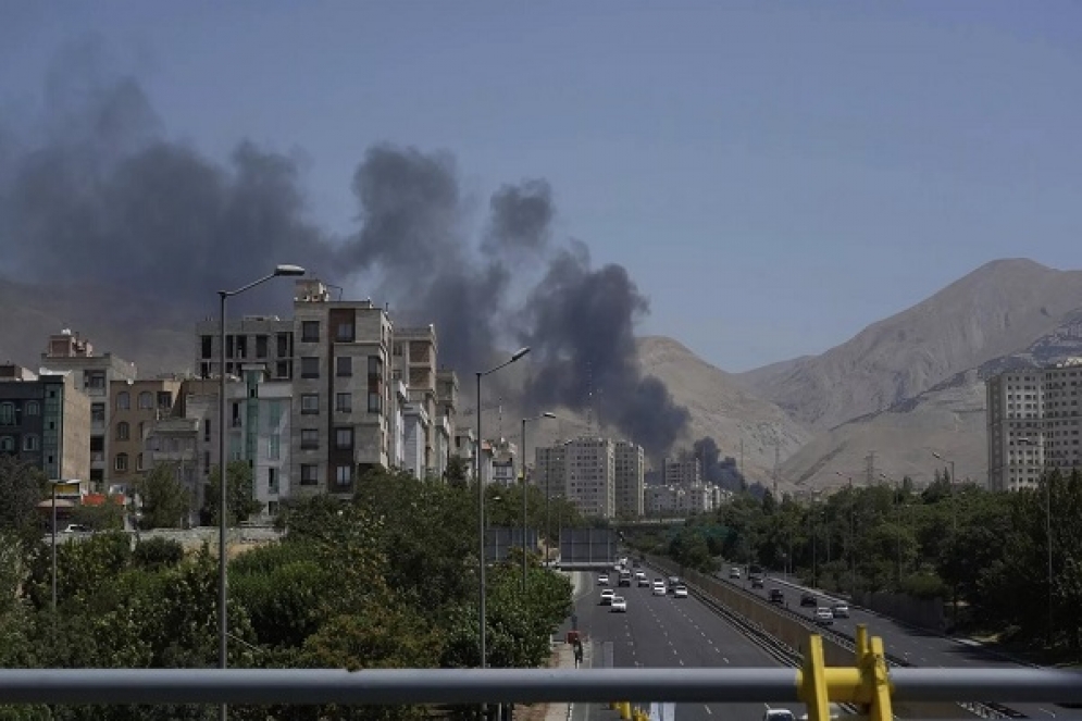 الجيش الصـ.ـهيوني يبدأ موجة جديدة من الهجمات على إيران