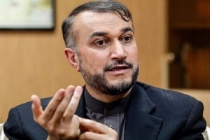مستشار بالبرلمان الإيراني: كورونا حرب بيولوجية أمريكية ضد خصومها